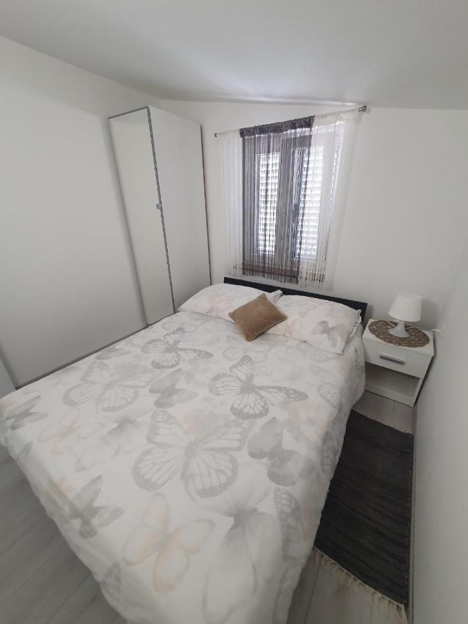 Apartments Nemcic 2 Nin Bagian luar foto