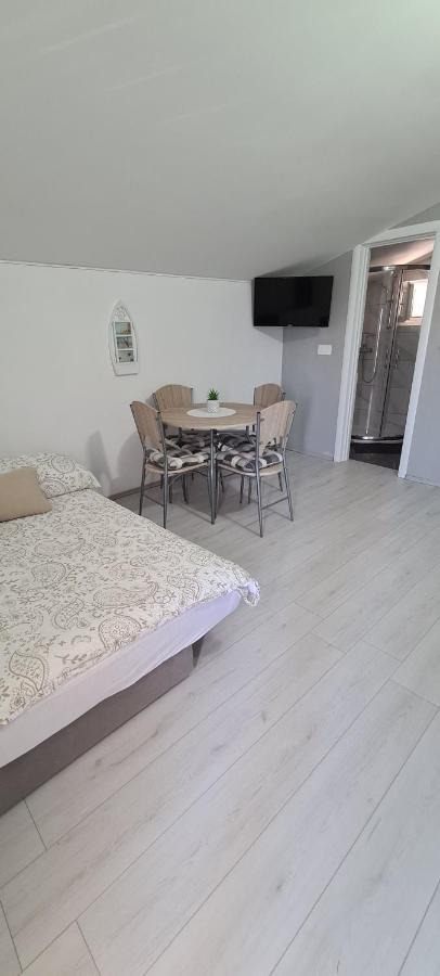 Apartments Nemcic 2 Nin Bagian luar foto